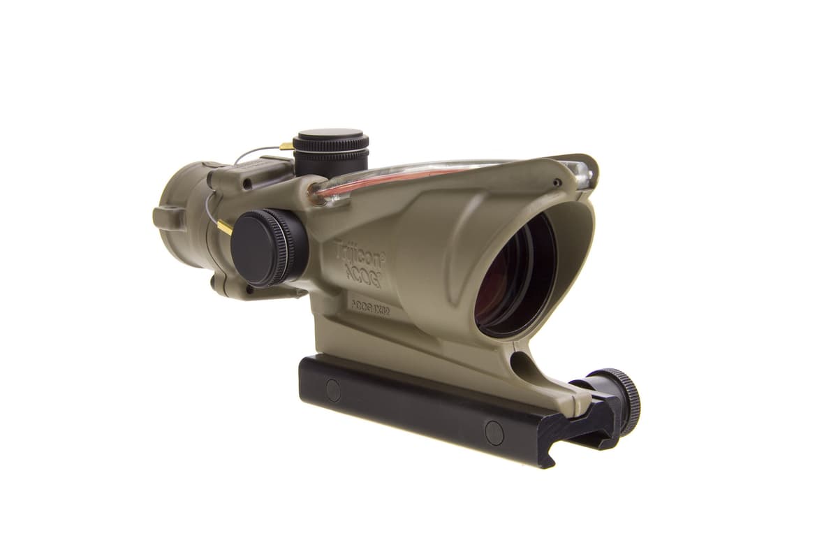 Trijicon ACOG TA31-D-100310 Mira 4x32 Chevron rojo BAC .223, Dark Earth TA31-D-100310 NEW