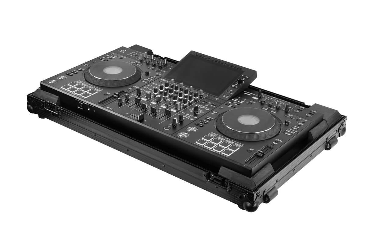 Funda de vuelo Odyssey AlphaTheta XDJ-AZ Black Label con ruedas FZXDJAZWBL
