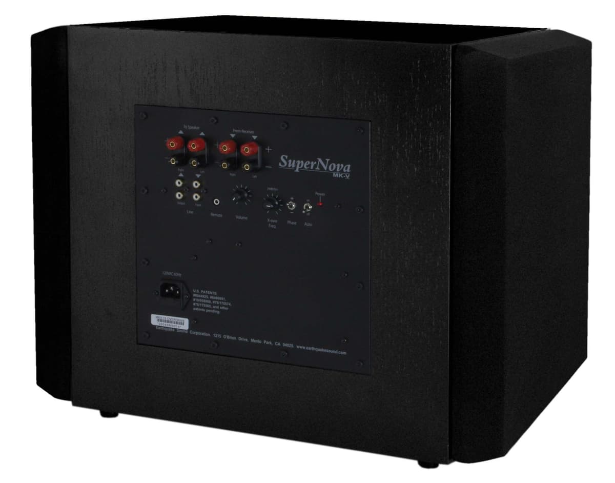 Earthquake Supernova MKV-15 Subwoofer activo de 15" (Piano Black, Individual) Piano-15