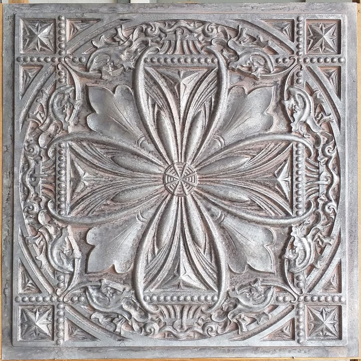 From Plain to Beautiful in Hours DCT10 Milan PVC 2' x 2' Ceiling Tile (50 Piezas) DCT10wdin-24x24-50
