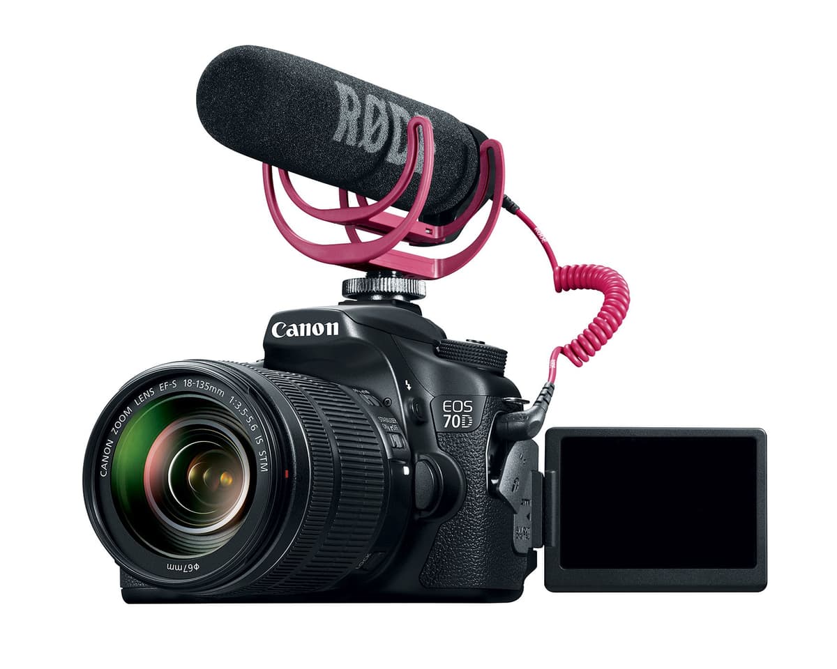 Canon EOS 70D Kit creador de video con 18-135mm, Rode VIDEOMIC GO y Sandisk 32GB 8469B155
