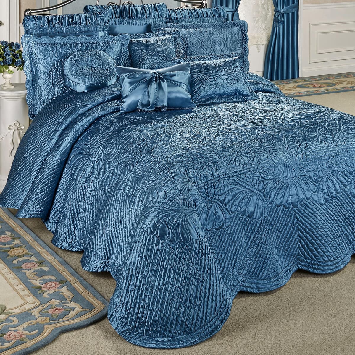 Touch of Class Portia Luxury Bedding conjunto de 11 piezas en azul zafiro, satén poliéster acolchado